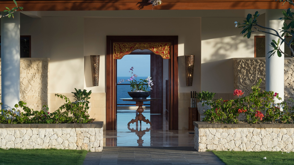 Pandawa Cliff Estate -  Villa Rose - View through the villa to the sea